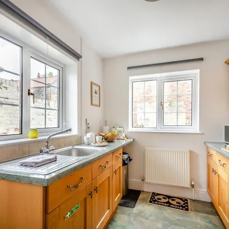 Дом отдыха 3 Bed In Oc-wa060 *
